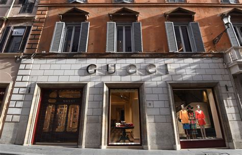 negozio gucci roma|gucci online store.